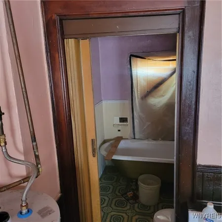 $140,000 | 360 Watson Street, Buffalo, NY 14212