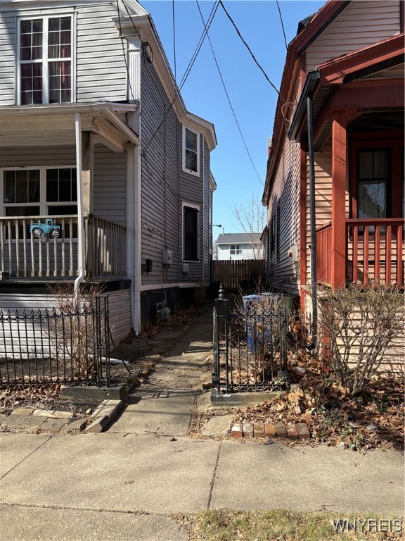 360 Watson Street Buffalo, NY 14212 - Photo 4 of 46