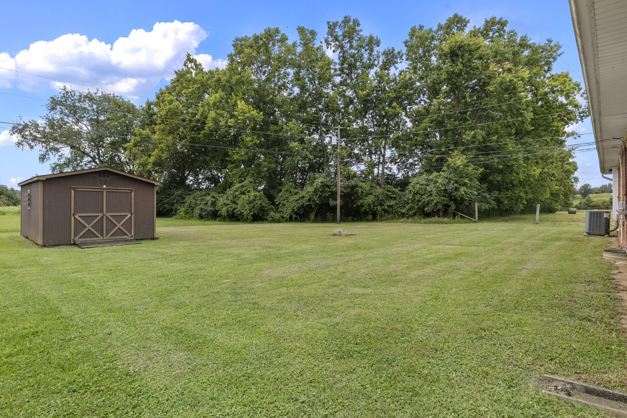 79 Pine Street Crab Orchard, KY 40419 - Photo 7 of 42 36_img_9529