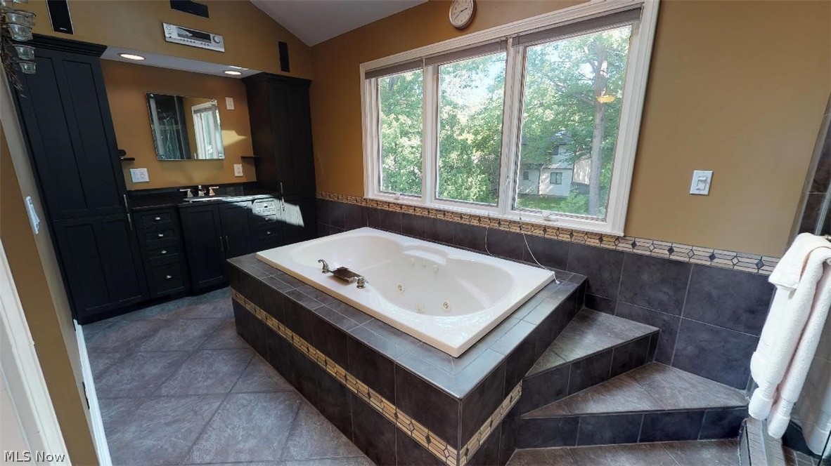 8491 Johnnycake Ridge Road Mentor, OH 44060 - Photo 24 of 35 Gallery Image 24