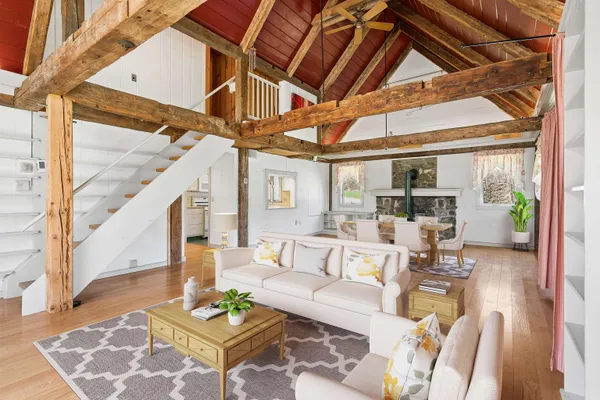 $525,000 | 2475 Little Hollow Road, Rochester, VT 05767