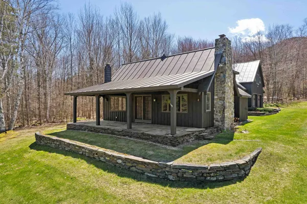 $525,000 | 2475 Little Hollow Road, Rochester, VT 05767