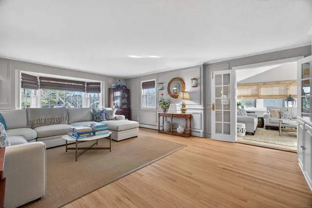 $550,000 | 84 Hop Brook Road, Simsbury, CT 06070