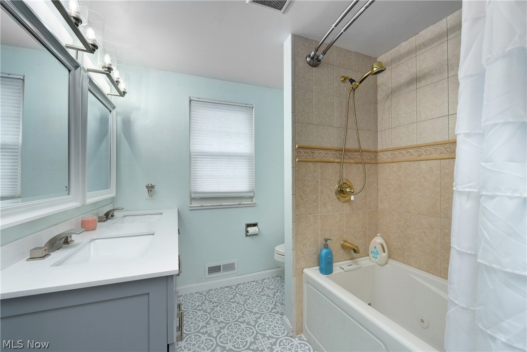 28610 Knickerbocker Road Bay Village, OH 44140 - Photo 30 of 32 Gallery Image 30