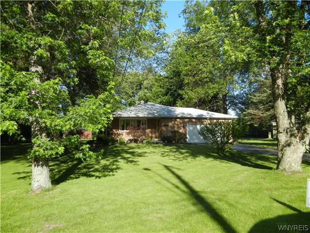3271 Hopkins Road Amherst, NY 14228 - Photo 1 of 1 Exterior Front