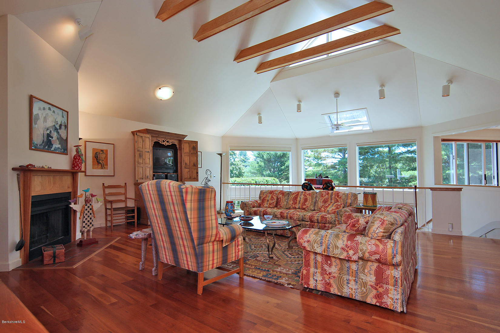 19 Hawthorne Road, Unit GH6 Stockbridge, MA 01262 - Photo 14 of 39 Great Room