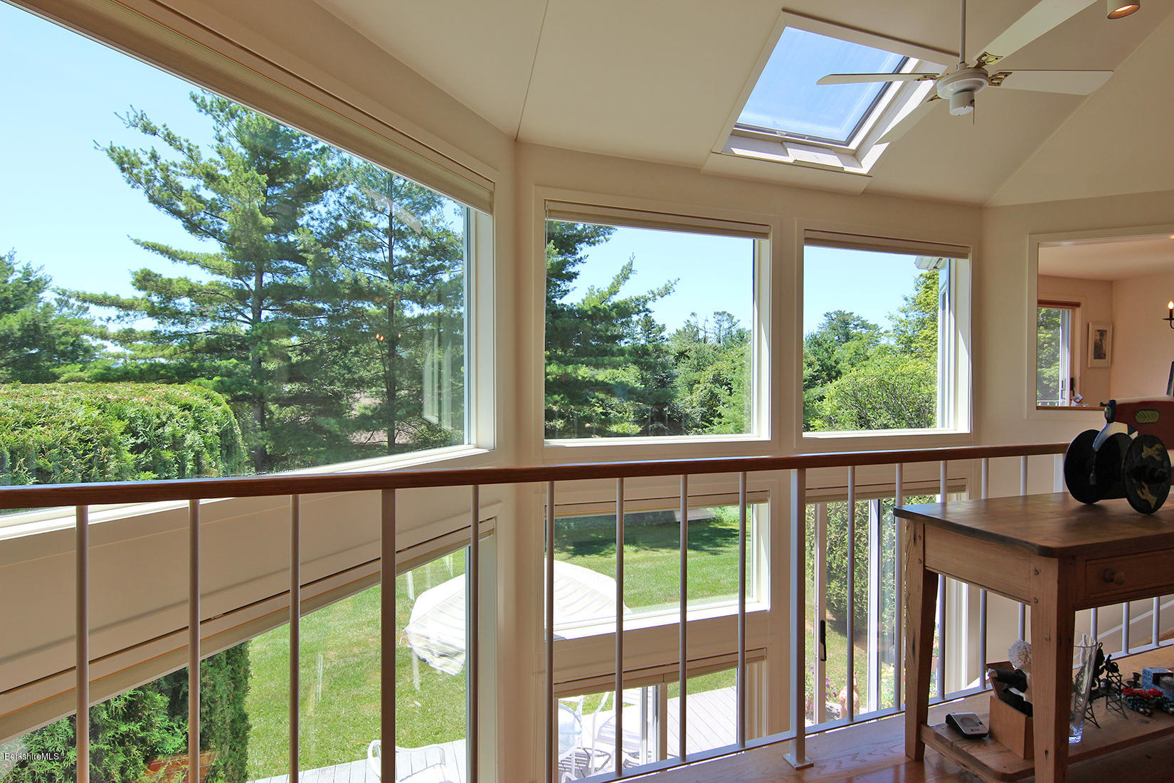 19 Hawthorne Road, Unit GH6 Stockbridge, MA 01262 - Photo 15 of 39 Two levels of view