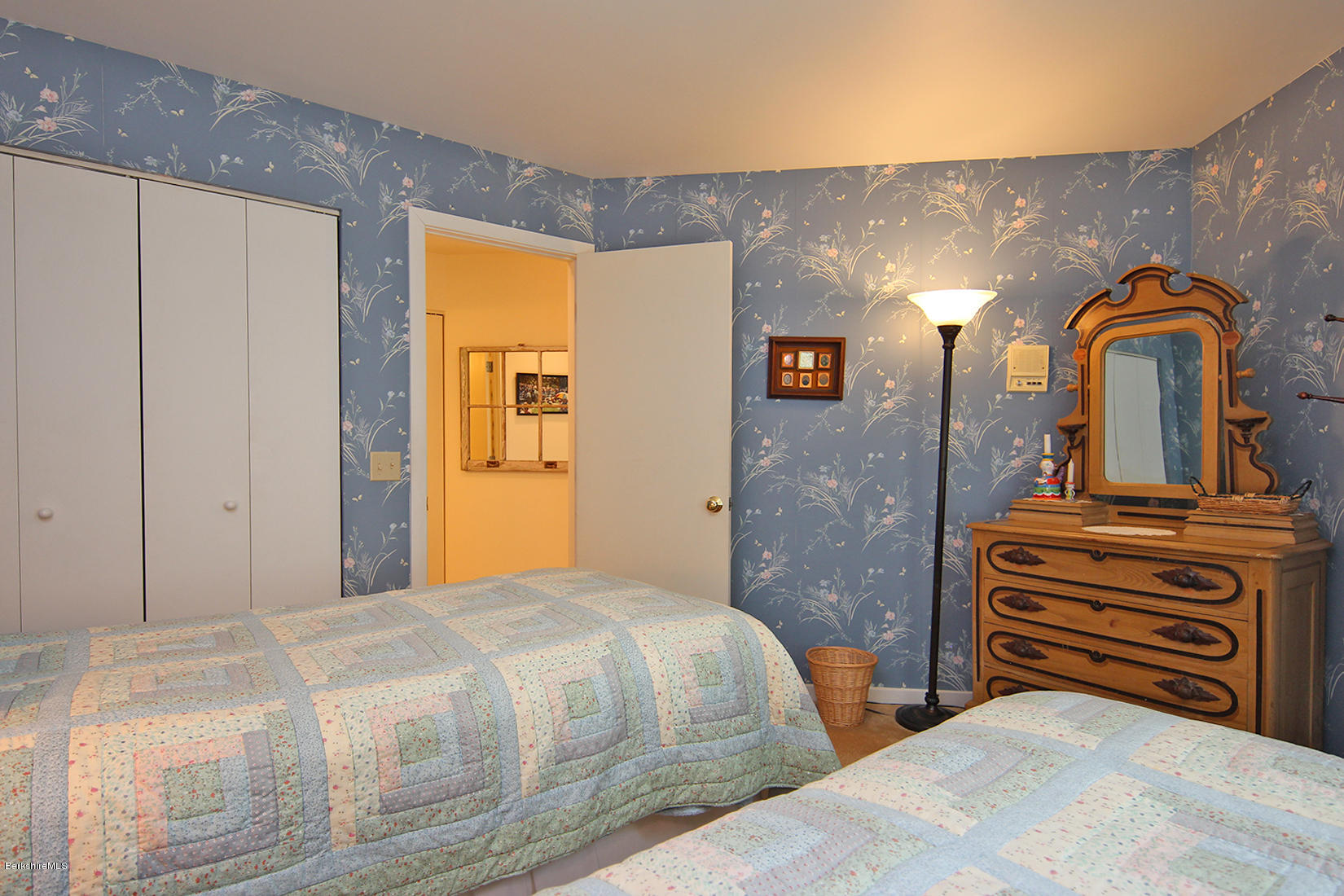 19 Hawthorne Road, Unit GH6 Stockbridge, MA 01262 - Photo 26 of 39 Guest Room