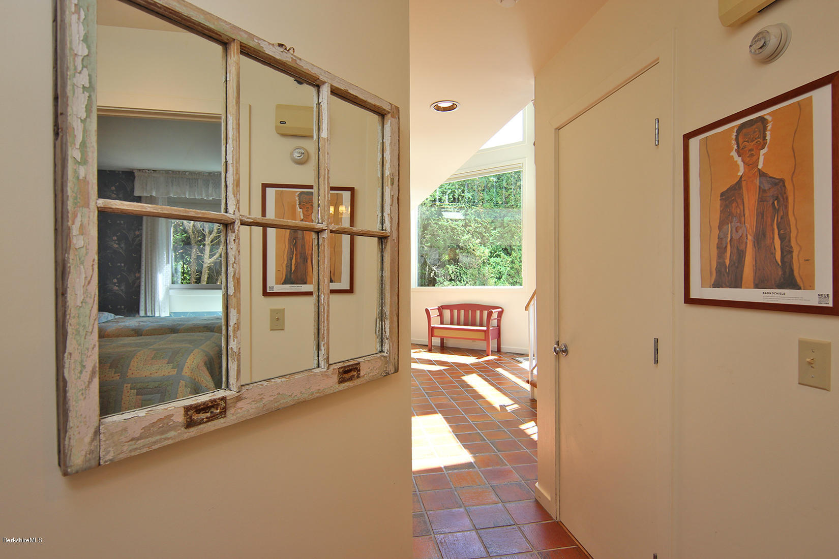 19 Hawthorne Road, Unit GH6 Stockbridge, MA 01262 - Photo 27 of 39 Hallway to Sun Room