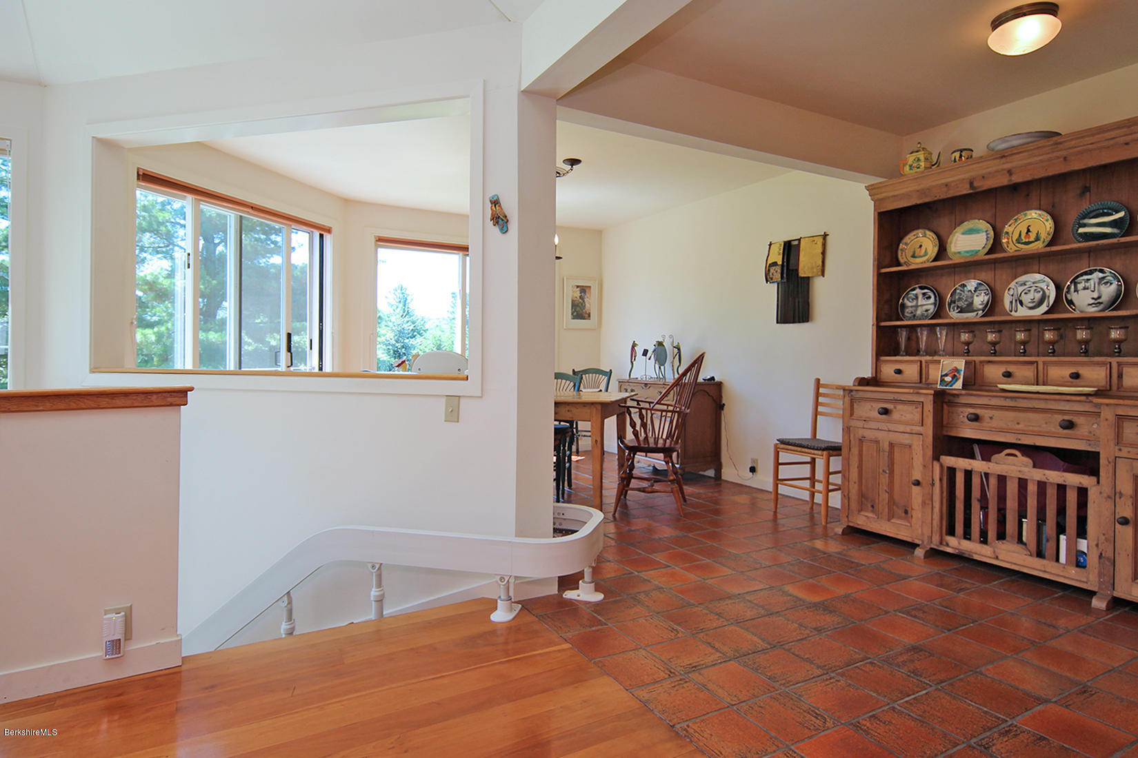 19 Hawthorne Road, Unit GH6 Stockbridge, MA 01262 - Photo 5 of 39 Great Room to Dining