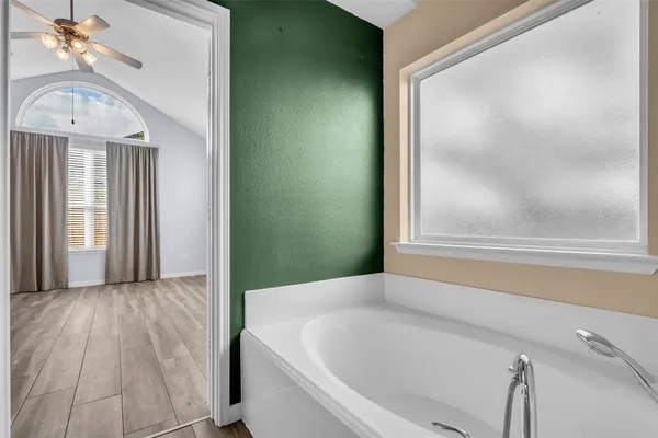 $2,300 | 8327 Terra Valley Lane, Tomball, TX 77375