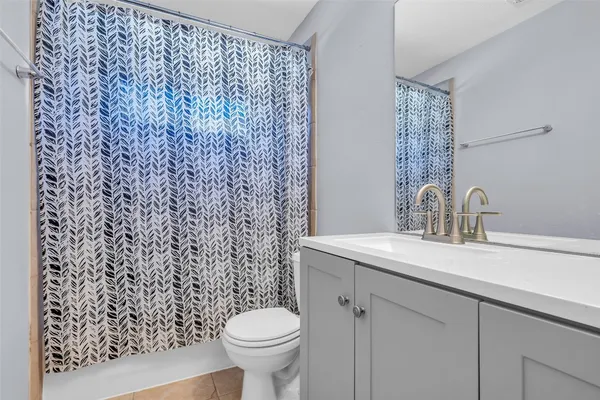 $2,300 | 8327 Terra Valley Lane, Tomball, TX 77375