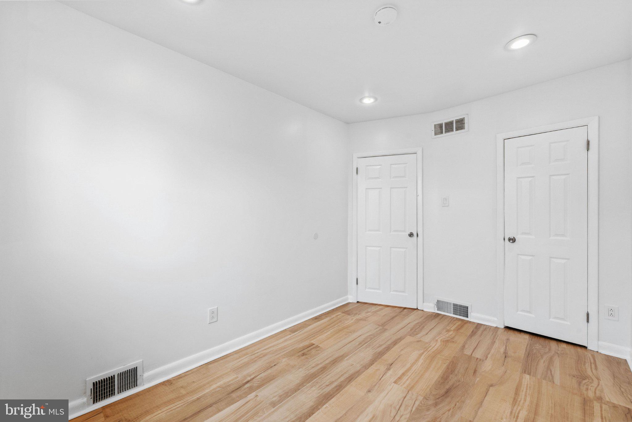 9960 Woodfern Road Philadelphia, PA 19115 - Photo 18 of 29 Gallery Image 18