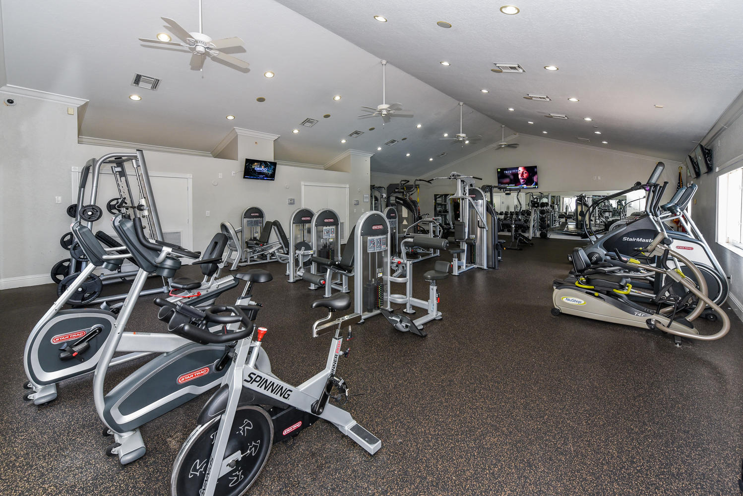 18542 Anchor Drive Boca Raton, FL 33498 - Photo 39 of 45 Lakes Fitness