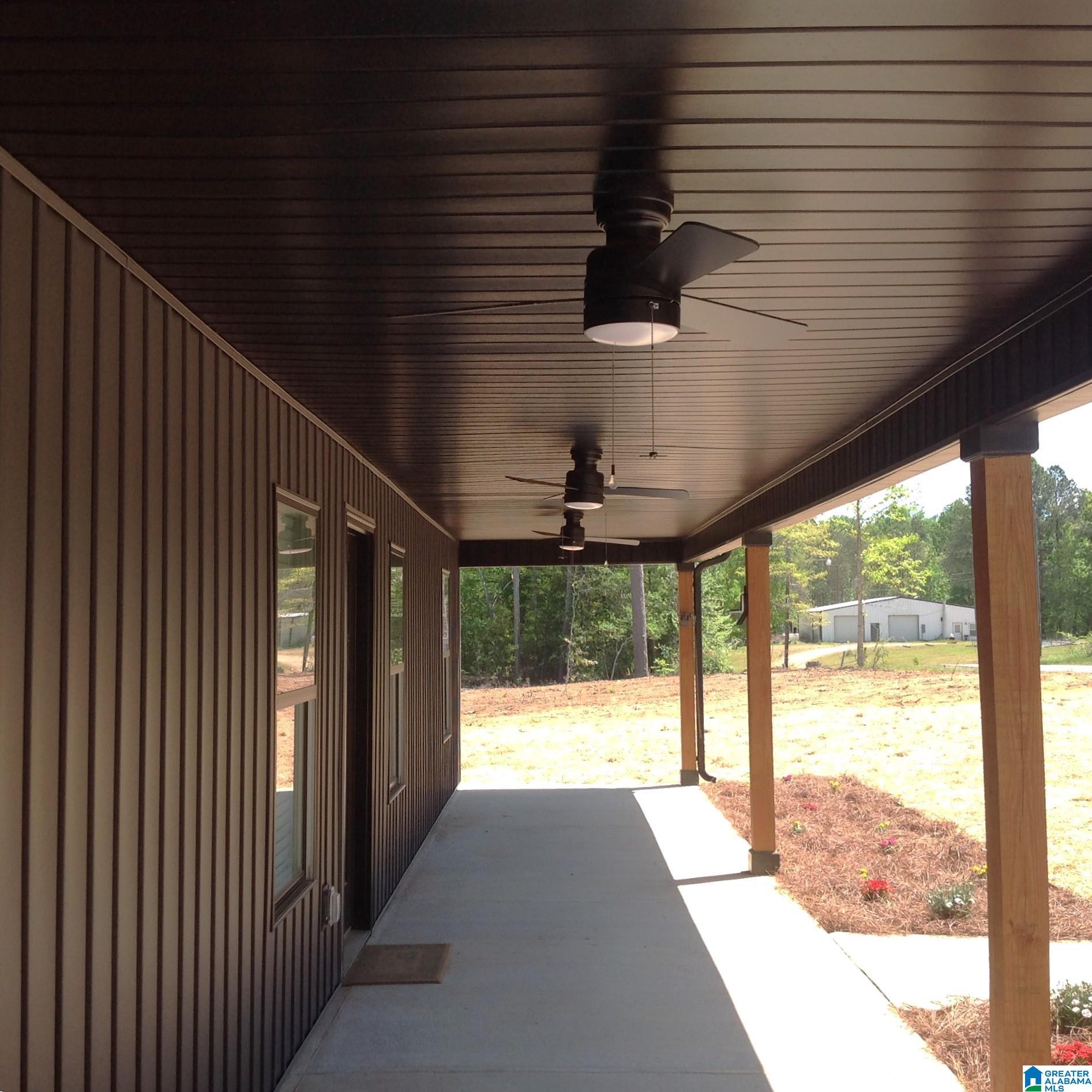 478 4th Avenue Fruithurst, AL 36262 - Photo 2 of 34