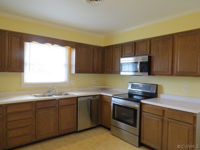 103 Camden Road Colonial Heights, VA 23834 - Photo 15 of 28 Gallery Image 15