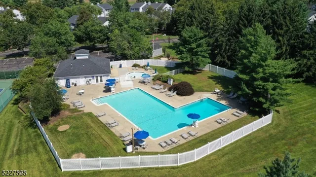 $330,000 | 21 Owl Court, Three Bridges, NJ 08887