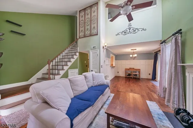 $330,000 | 21 Owl Court, Three Bridges, NJ 08887