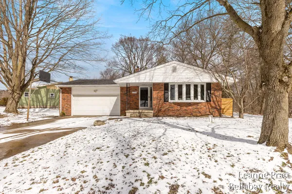 $245,000 | 231 Eden Road, Battle Creek, MI 49017