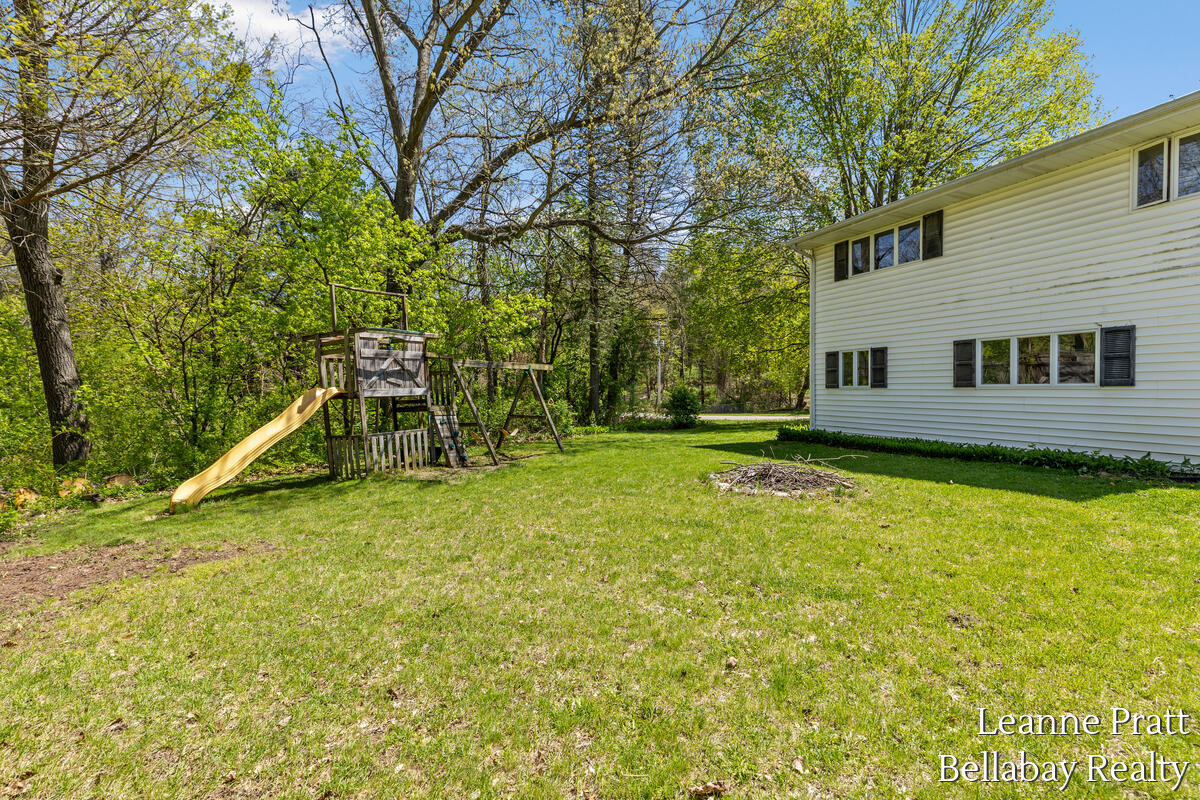 231 Eden Road Battle Creek, MI 49017 - Photo 6 of 30 231-Eden_018