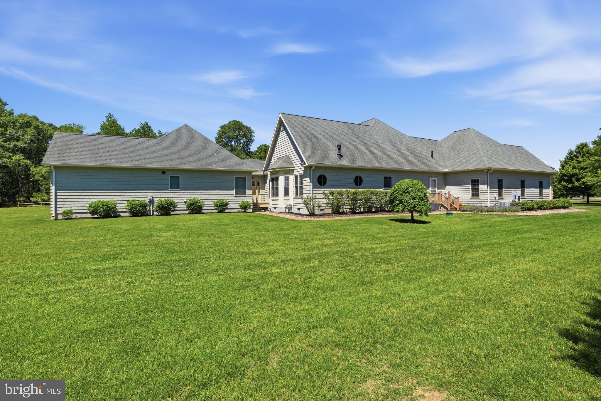 16932 Fitzgeralds Road Lincoln, DE 19960 - Photo 10 of 103 Spacious home on lush green grounds.