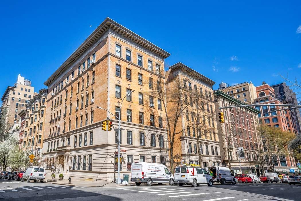 1356 Madison Avenue, Unit 3S Manhattan, NY 10128 - Photo 15 of 16 a view of a building and a street
