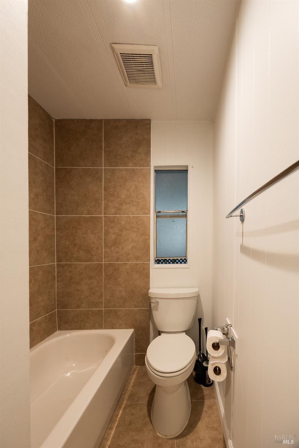275 Carlsbad Court San Rafael, CA 94903 - Photo 25 of 32 a bath room with a toilet and shower