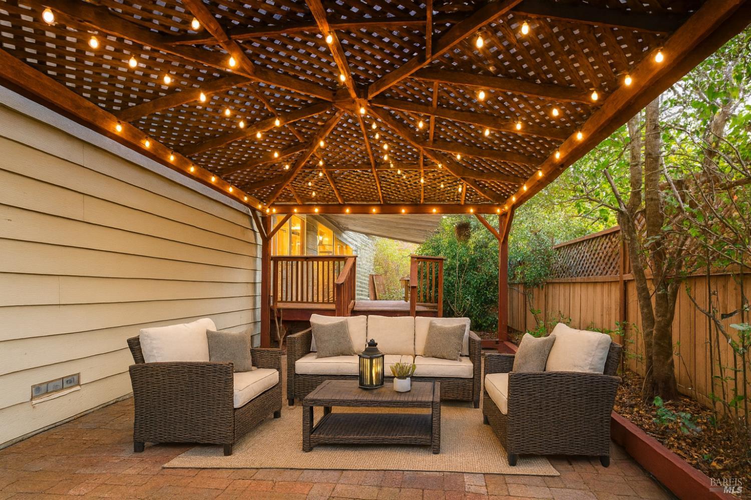 275 Carlsbad Court San Rafael, CA 94903 - Photo 8 of 32 a outdoor living space with furniture and a potted plant