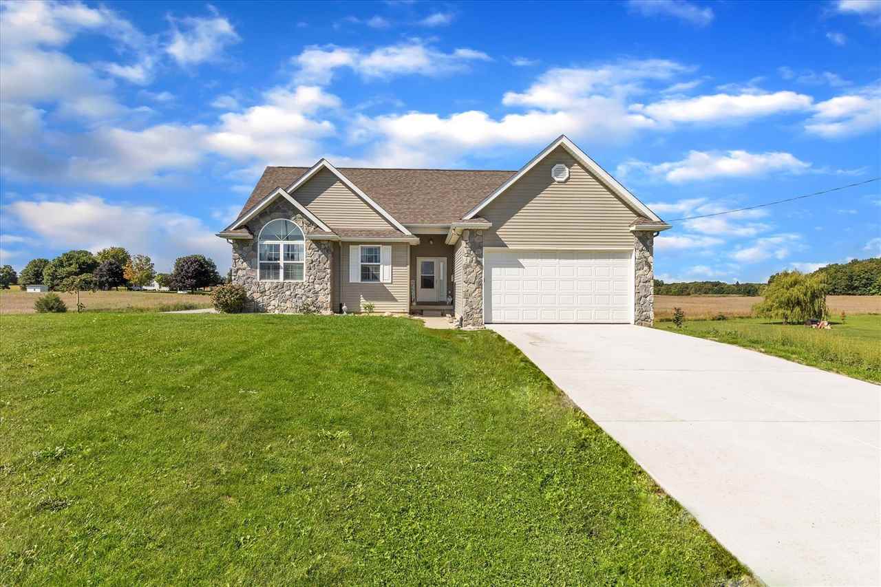 1516 South Cummings Road Davison, MI 48423 - Photo 2 of 37 50055744-1.JPG