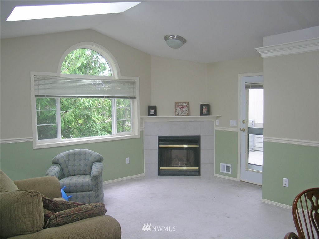 569 West Kellogg Road Bellingham, WA 98226 - Photo 2 of 15 Gallery Image 2