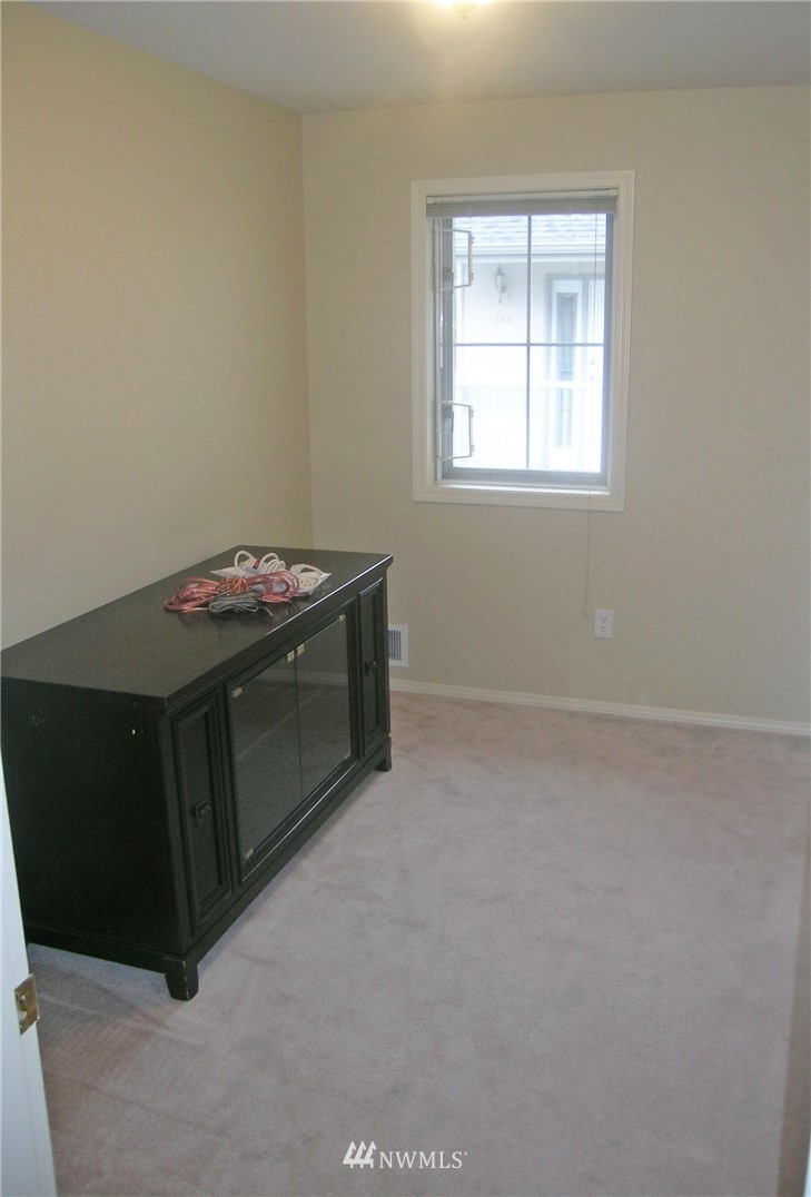 569 West Kellogg Road Bellingham, WA 98226 - Photo 12 of 15 Gallery Image 12