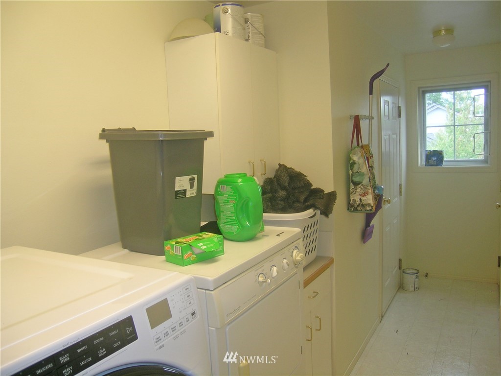 569 West Kellogg Road Bellingham, WA 98226 - Photo 14 of 15 Gallery Image 14
