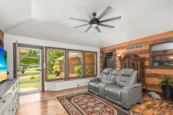 $379,900 | 601 Darrow Street, Warrensburg, MO 64093