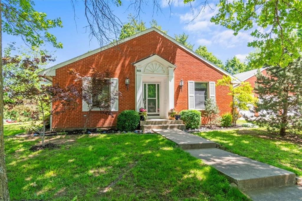 601 Darrow Street Warrensburg, MO 64093 - Photo 2 of 37