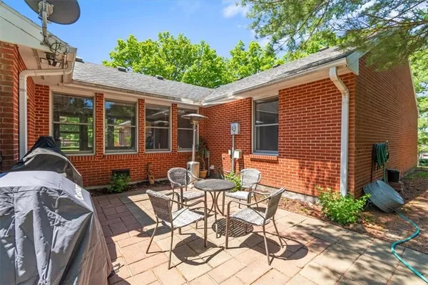 $379,900 | 601 Darrow Street, Warrensburg, MO 64093