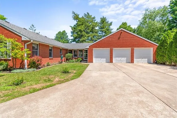 $379,900 | 601 Darrow Street, Warrensburg, MO 64093