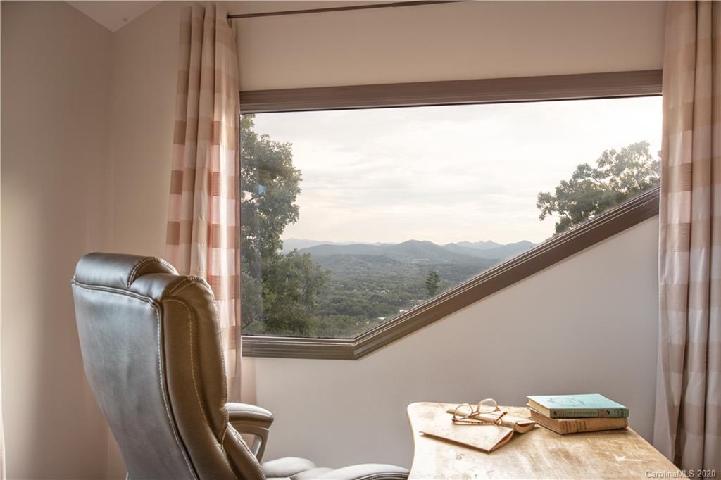 171 Dry Ridge Road Asheville, NC 28804 - Photo 15 of 33 Gallery Image 15