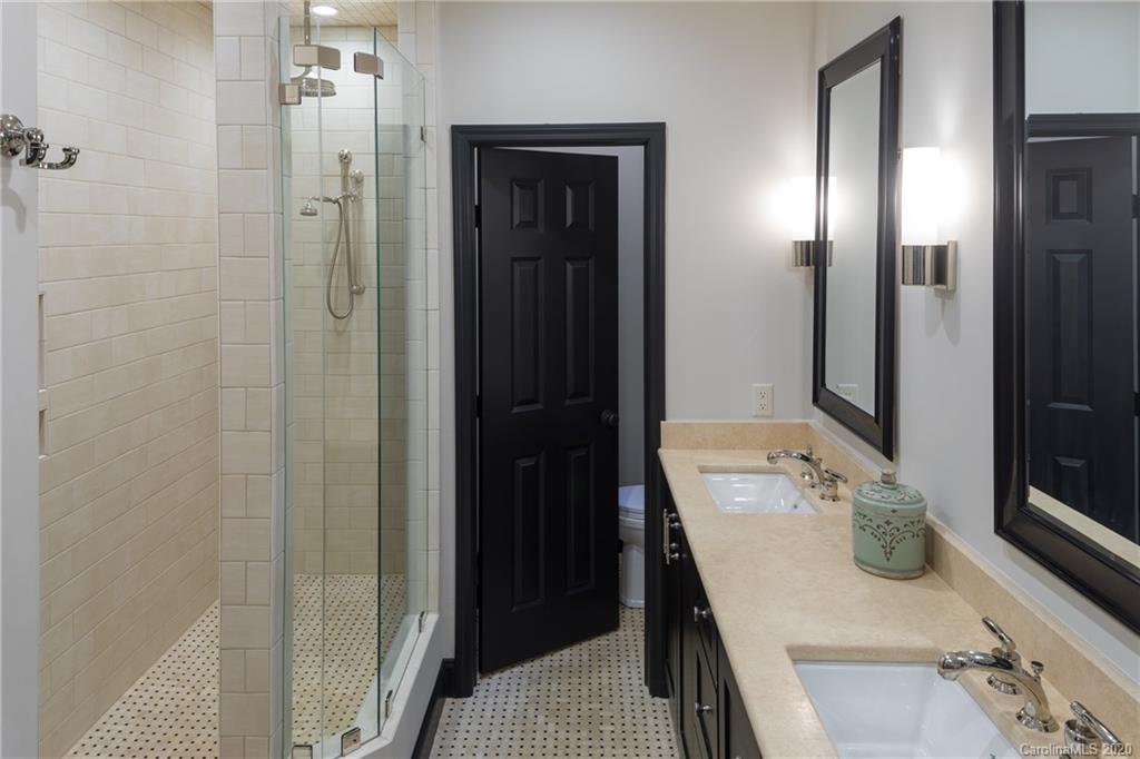 171 Dry Ridge Road Asheville, NC 28804 - Photo 20 of 33 Gallery Image 20