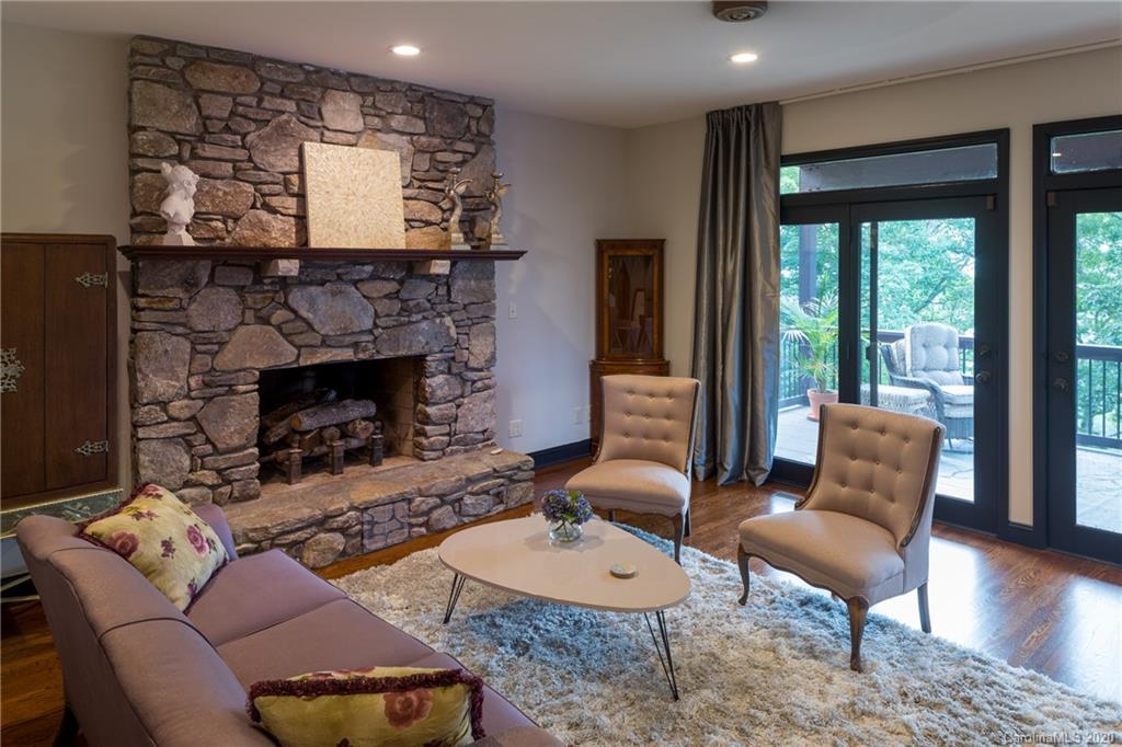 171 Dry Ridge Road Asheville, NC 28804 - Photo 22 of 33 Gallery Image 22