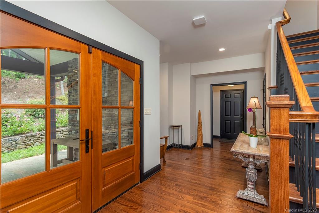 171 Dry Ridge Road Asheville, NC 28804 - Photo 28 of 33 Gallery Image 28