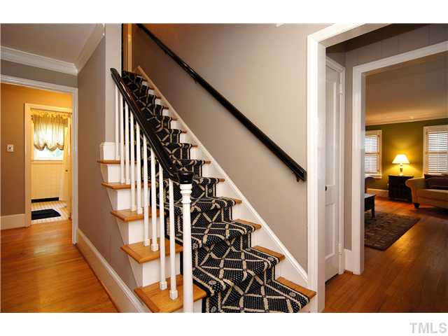 2218 Fairview Road Raleigh, NC 27608 - Photo 3 of 25 Photo 3