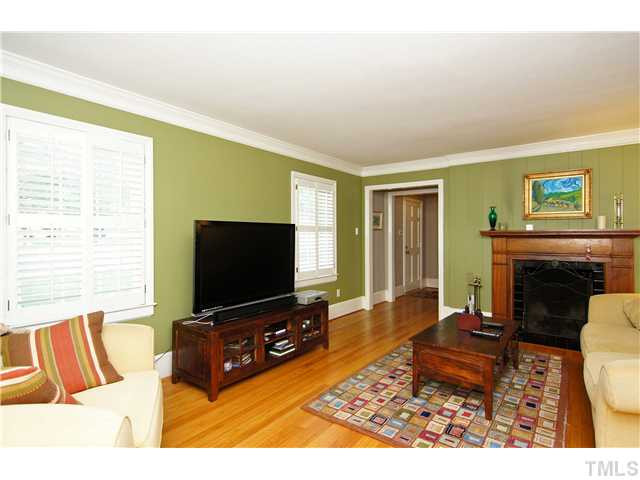 2218 Fairview Road Raleigh, NC 27608 - Photo 4 of 25 Photo 4