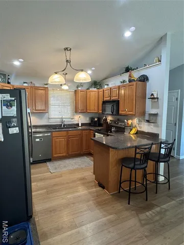 $364,900 | 30 North Porte Drive, Highland, IL 62249