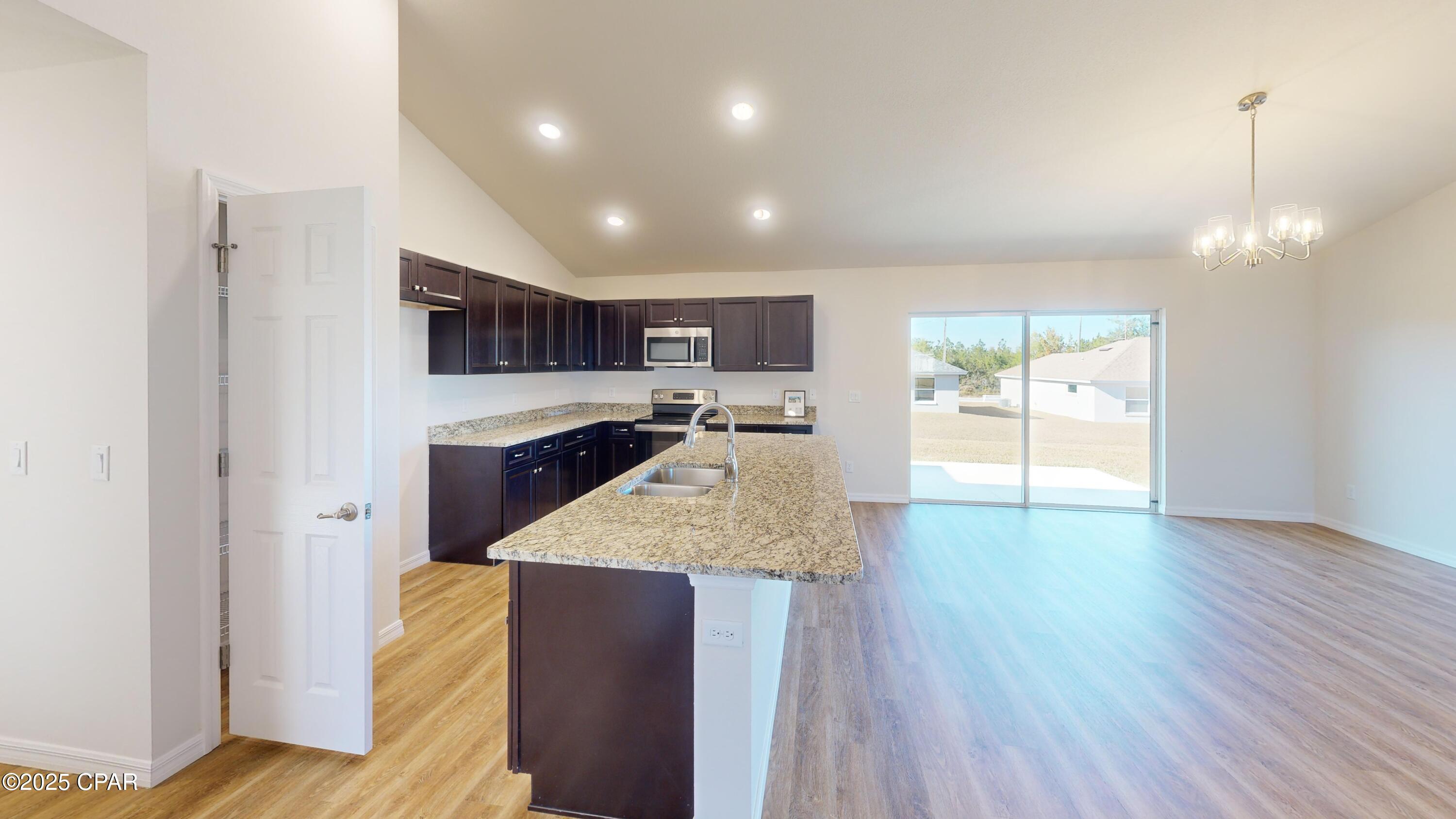 2216 Chase Street Chipley, FL 32428 - Photo 16 of 20