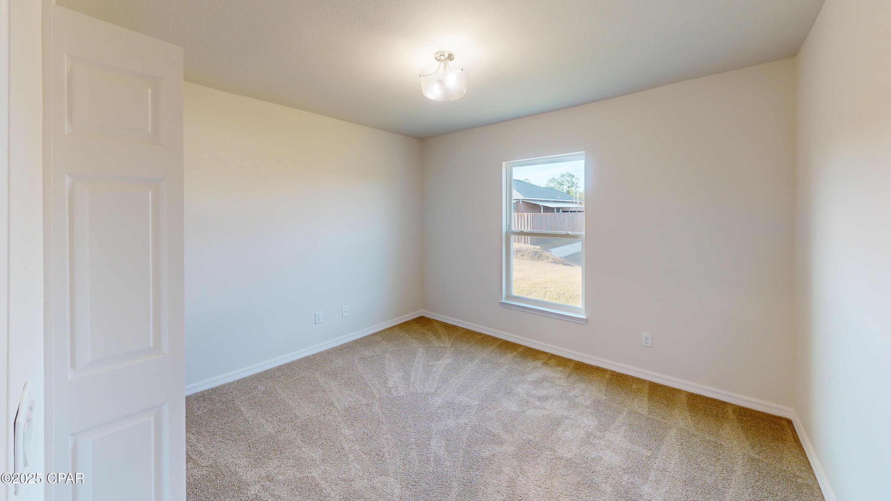 2216 Chase Street Chipley, FL 32428 - Photo 10 of 20