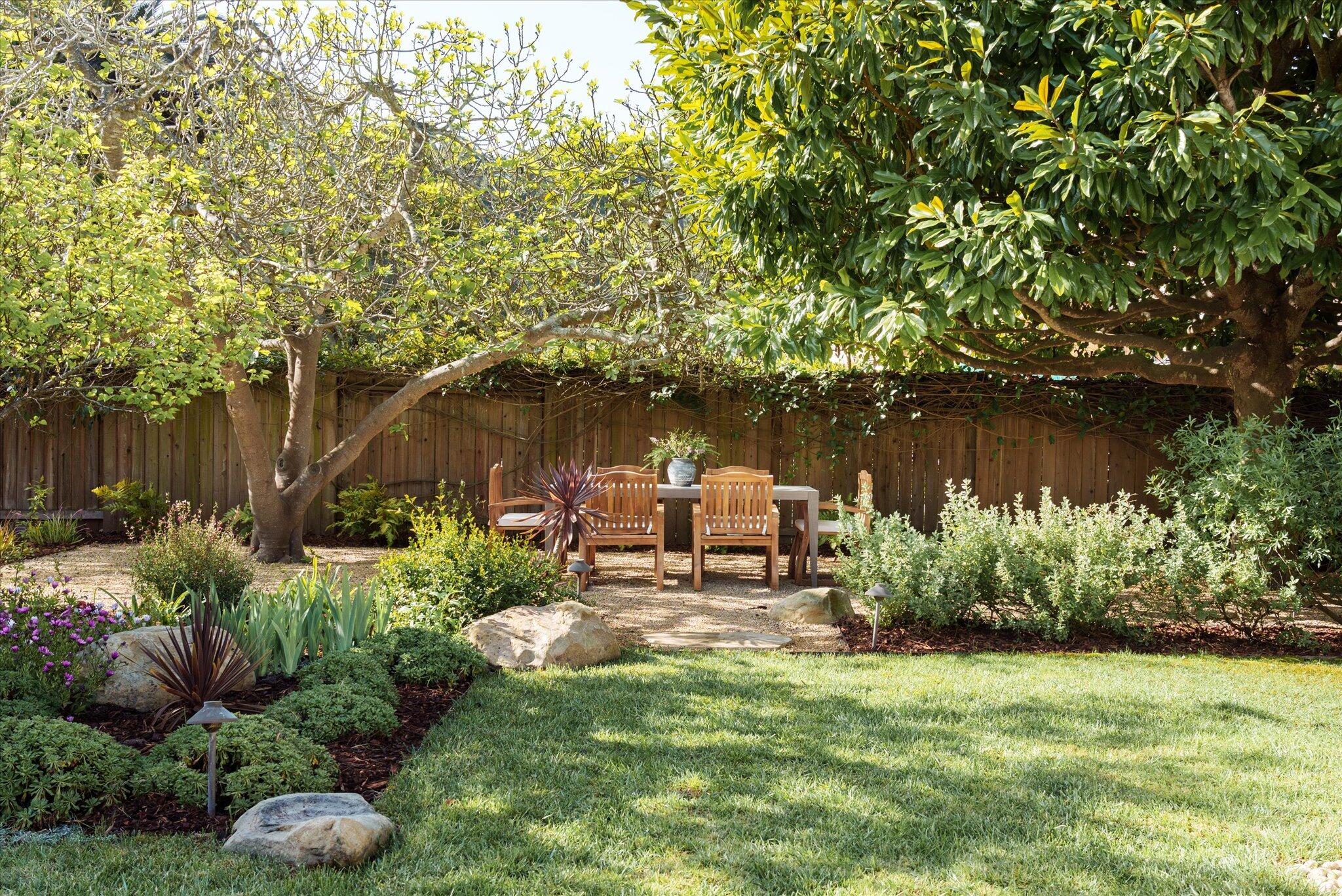 422 Alan Road Santa Barbara, CA 93109 - Photo 22 of 38 a garden view with a seating space
