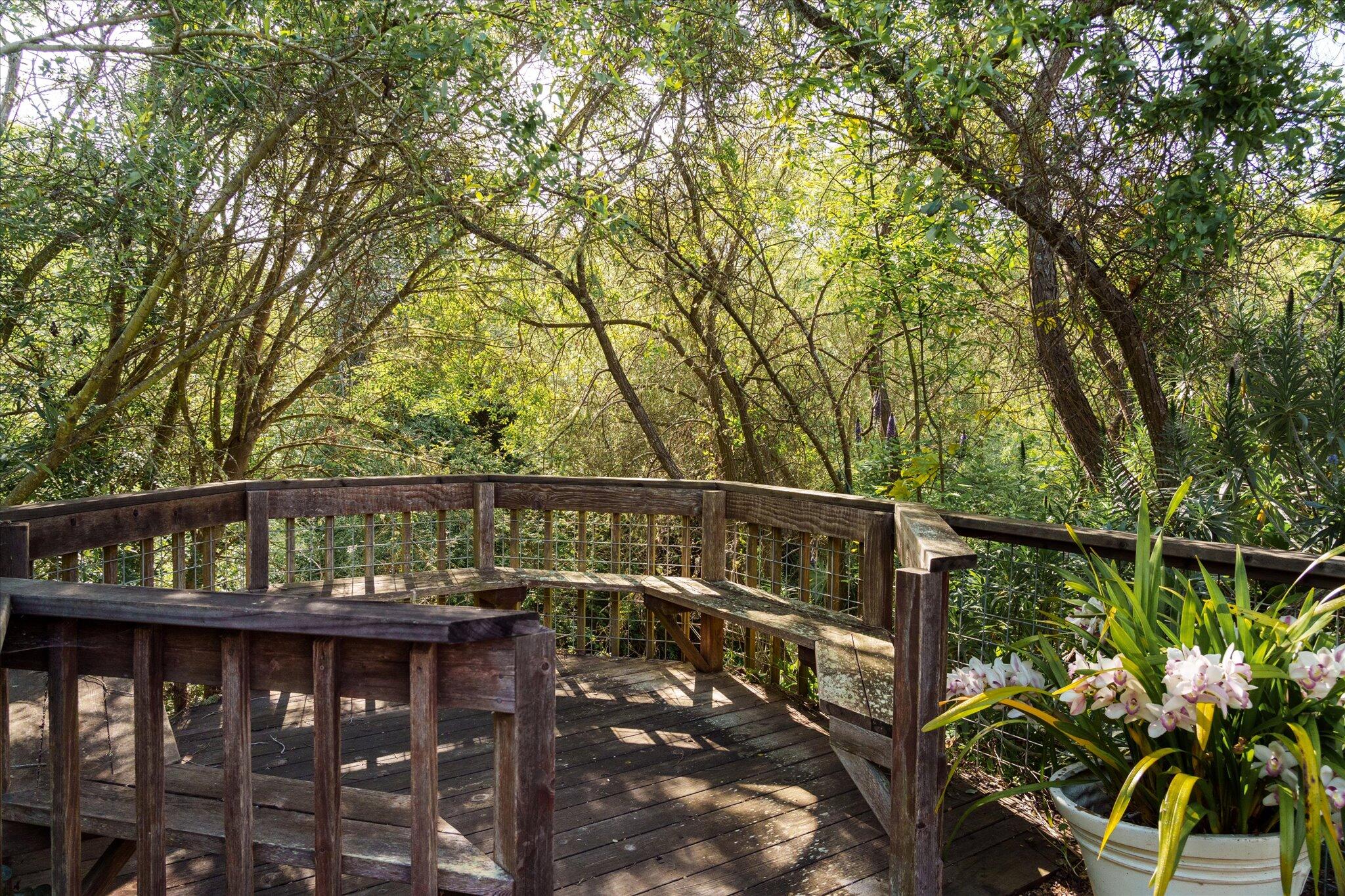 422 Alan Road Santa Barbara, CA 93109 - Photo 34 of 38 a view of a balcony with wooden floor
