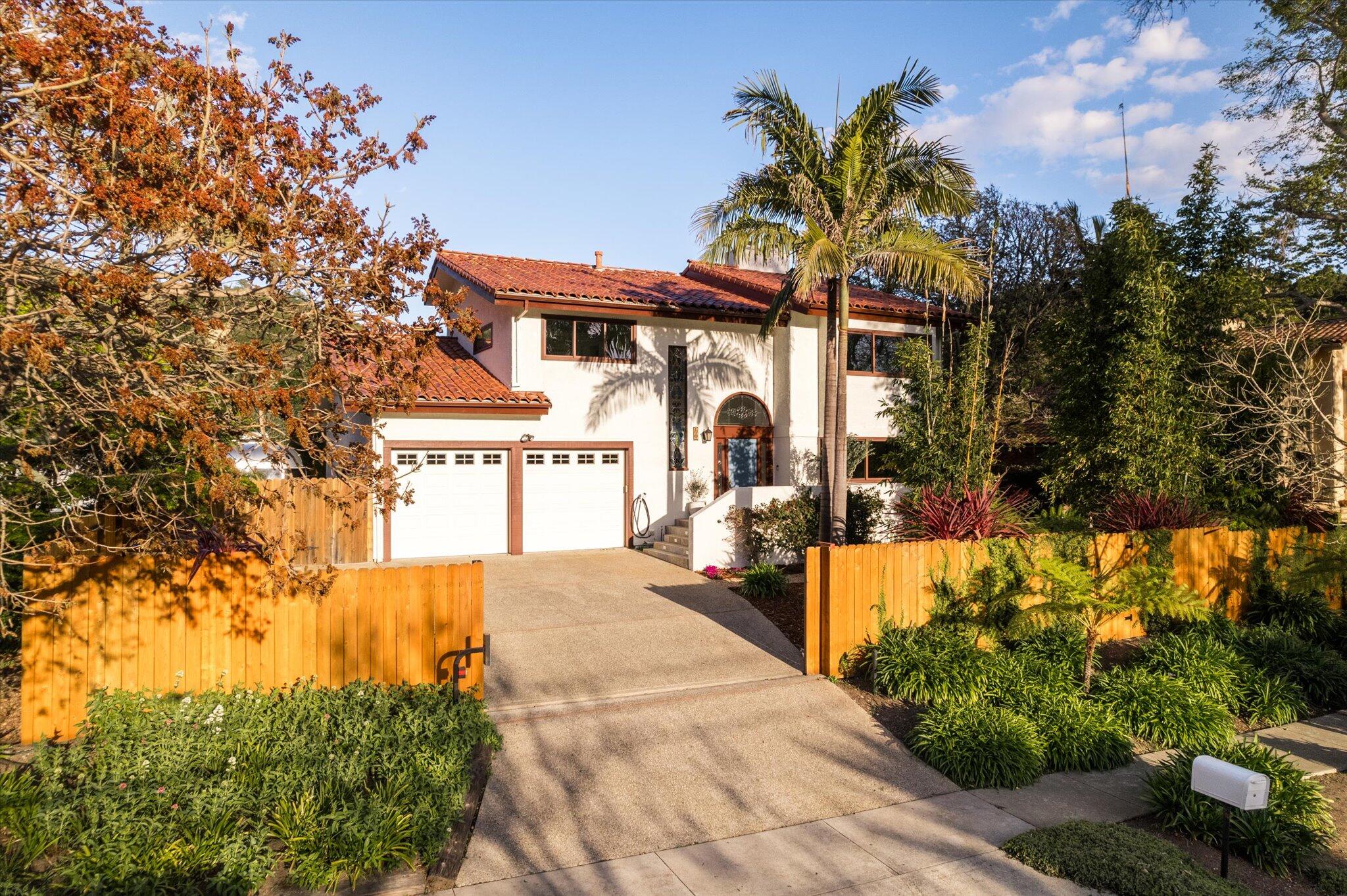 422 Alan Road Santa Barbara, CA 93109 - Photo 5 of 38 Automated gate