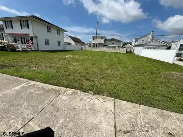 $999,000 | 312 North Gladstone Avenue, Margate City, NJ 08402