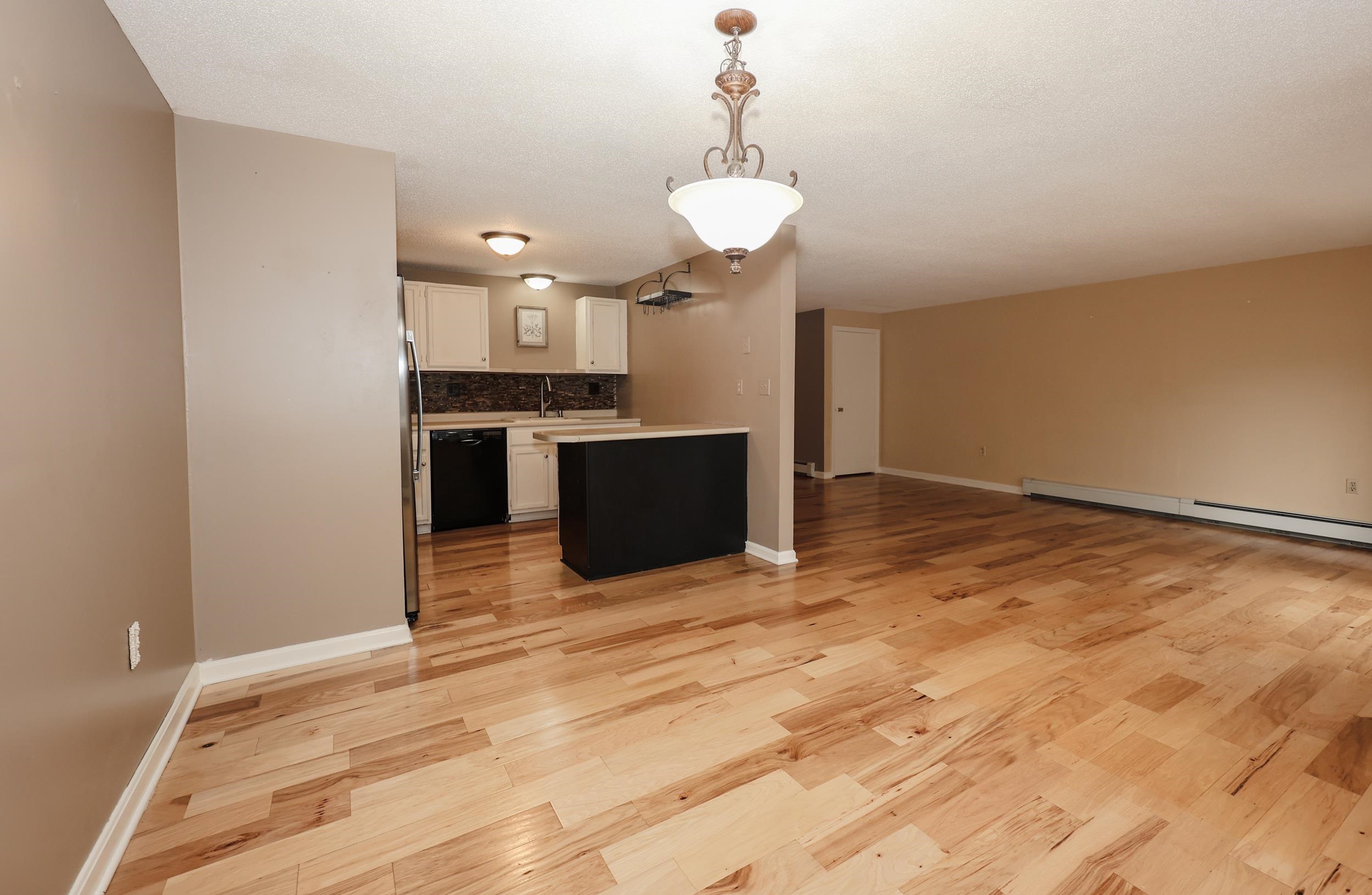 125 Indian Rock Road Merrimack, NH 03054 - Photo 10 of 52 Gallery Image 10